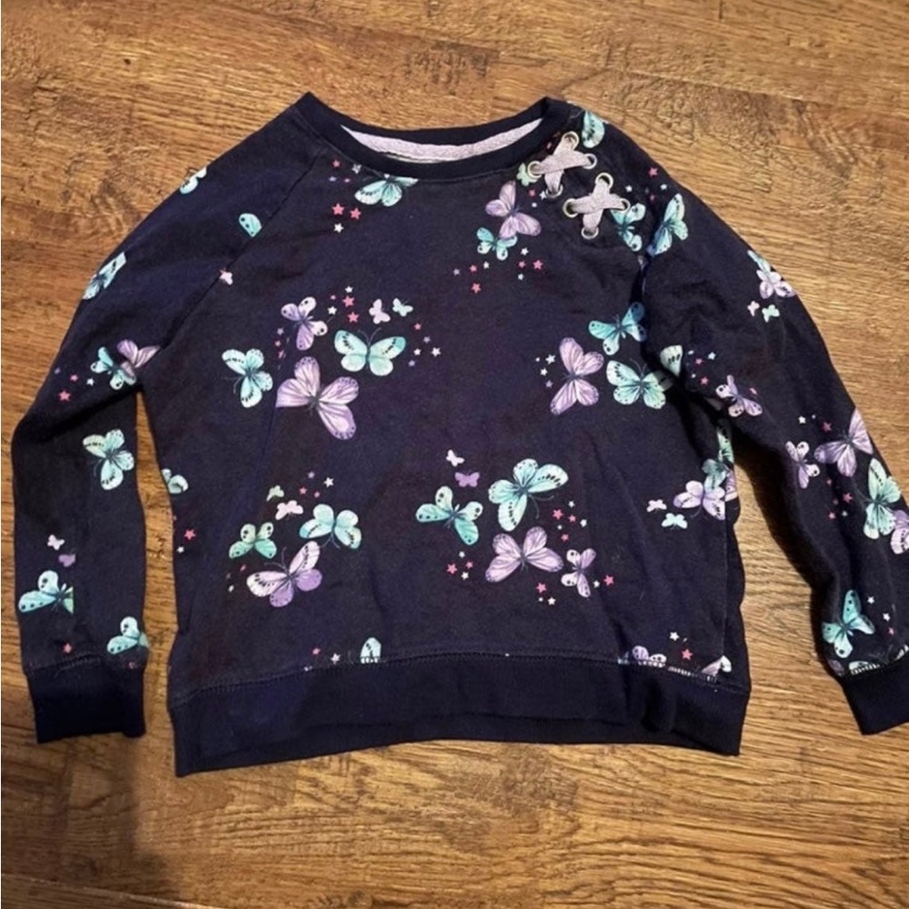 Girls butterfly sweatshirt size 4 fall winter